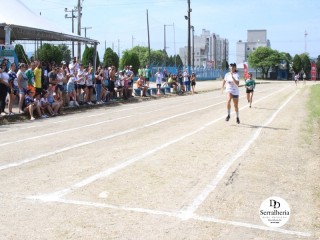 
<a style='margin-left: 5px;' class='btn btn-xs btn-social btn-facebook' href='https://www.facebook.com/sharer/sharer.php?u=https://www.boladovale.com.br/imgs/800-800-90/conteudo/fotos/1737/img8677.jpg' rel='popup' data-width='500' data-height='400'><i class='fa fa-facebook'></i>Compartilhar <span class='hidden-xs'>no Facebook</span>
</a> 
<a class='btn btn-default btn-xs' target='_blank' href='imgs/800-800-90/conteudo/fotos/1737/img8677.jpg'>
<span class='glyphicon glyphicon-cloud-download'></span> Salvar
</a> 
<span></span>