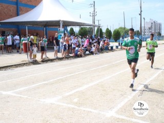 
<a style='margin-left: 5px;' class='btn btn-xs btn-social btn-facebook' href='https://www.facebook.com/sharer/sharer.php?u=https://www.boladovale.com.br/imgs/800-800-90/conteudo/fotos/1738/img8768.jpg' rel='popup' data-width='500' data-height='400'><i class='fa fa-facebook'></i>Compartilhar <span class='hidden-xs'>no Facebook</span>
</a> 
<a class='btn btn-default btn-xs' target='_blank' href='imgs/800-800-90/conteudo/fotos/1738/img8768.jpg'>
<span class='glyphicon glyphicon-cloud-download'></span> Salvar
</a> 
<span></span>