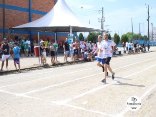 
<a style='margin-left: 5px;' class='btn btn-xs btn-social btn-facebook' href='https://www.facebook.com/sharer/sharer.php?u=https://www.boladovale.com.br/imgs/800-800-90/conteudo/fotos/1738/img8774.jpg' rel='popup' data-width='500' data-height='400'><i class='fa fa-facebook'></i>Compartilhar <span class='hidden-xs'>no Facebook</span>
</a> 
<a class='btn btn-default btn-xs' target='_blank' href='imgs/800-800-90/conteudo/fotos/1738/img8774.jpg'>
<span class='glyphicon glyphicon-cloud-download'></span> Salvar
</a> 
<span></span>