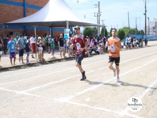 
<a style='margin-left: 5px;' class='btn btn-xs btn-social btn-facebook' href='https://www.facebook.com/sharer/sharer.php?u=https://www.boladovale.com.br/imgs/800-800-90/conteudo/fotos/1738/img8786.jpg' rel='popup' data-width='500' data-height='400'><i class='fa fa-facebook'></i>Compartilhar <span class='hidden-xs'>no Facebook</span>
</a> 
<a class='btn btn-default btn-xs' target='_blank' href='imgs/800-800-90/conteudo/fotos/1738/img8786.jpg'>
<span class='glyphicon glyphicon-cloud-download'></span> Salvar
</a> 
<span></span>