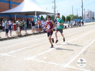 
<a style='margin-left: 5px;' class='btn btn-xs btn-social btn-facebook' href='https://www.facebook.com/sharer/sharer.php?u=https://www.boladovale.com.br/imgs/800-800-90/conteudo/fotos/1738/img8797.jpg' rel='popup' data-width='500' data-height='400'><i class='fa fa-facebook'></i>Compartilhar <span class='hidden-xs'>no Facebook</span>
</a> 
<a class='btn btn-default btn-xs' target='_blank' href='imgs/800-800-90/conteudo/fotos/1738/img8797.jpg'>
<span class='glyphicon glyphicon-cloud-download'></span> Salvar
</a> 
<span></span>