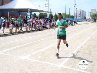 
<a style='margin-left: 5px;' class='btn btn-xs btn-social btn-facebook' href='https://www.facebook.com/sharer/sharer.php?u=https://www.boladovale.com.br/imgs/800-800-90/conteudo/fotos/1738/img8810.jpg' rel='popup' data-width='500' data-height='400'><i class='fa fa-facebook'></i>Compartilhar <span class='hidden-xs'>no Facebook</span>
</a> 
<a class='btn btn-default btn-xs' target='_blank' href='imgs/800-800-90/conteudo/fotos/1738/img8810.jpg'>
<span class='glyphicon glyphicon-cloud-download'></span> Salvar
</a> 
<span></span>