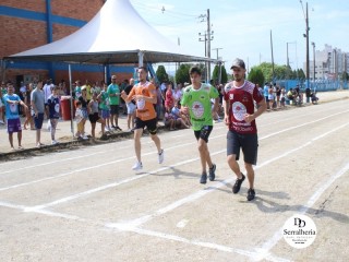 
<a style='margin-left: 5px;' class='btn btn-xs btn-social btn-facebook' href='https://www.facebook.com/sharer/sharer.php?u=https://www.boladovale.com.br/imgs/800-800-90/conteudo/fotos/1738/img8824.jpg' rel='popup' data-width='500' data-height='400'><i class='fa fa-facebook'></i>Compartilhar <span class='hidden-xs'>no Facebook</span>
</a> 
<a class='btn btn-default btn-xs' target='_blank' href='imgs/800-800-90/conteudo/fotos/1738/img8824.jpg'>
<span class='glyphicon glyphicon-cloud-download'></span> Salvar
</a> 
<span></span>
