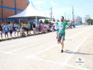 
<a style='margin-left: 5px;' class='btn btn-xs btn-social btn-facebook' href='https://www.facebook.com/sharer/sharer.php?u=https://www.boladovale.com.br/imgs/800-800-90/conteudo/fotos/1738/img8843.jpg' rel='popup' data-width='500' data-height='400'><i class='fa fa-facebook'></i>Compartilhar <span class='hidden-xs'>no Facebook</span>
</a> 
<a class='btn btn-default btn-xs' target='_blank' href='imgs/800-800-90/conteudo/fotos/1738/img8843.jpg'>
<span class='glyphicon glyphicon-cloud-download'></span> Salvar
</a> 
<span></span>