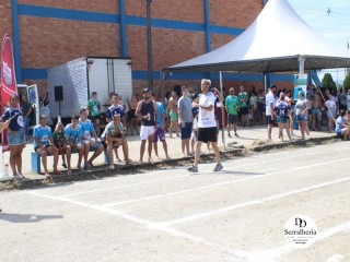 
<a style='margin-left: 5px;' class='btn btn-xs btn-social btn-facebook' href='https://www.facebook.com/sharer/sharer.php?u=https://www.boladovale.com.br/imgs/800-800-90/conteudo/fotos/1738/img8867.jpg' rel='popup' data-width='500' data-height='400'><i class='fa fa-facebook'></i>Compartilhar <span class='hidden-xs'>no Facebook</span>
</a> 
<a class='btn btn-default btn-xs' target='_blank' href='imgs/800-800-90/conteudo/fotos/1738/img8867.jpg'>
<span class='glyphicon glyphicon-cloud-download'></span> Salvar
</a> 
<span></span>