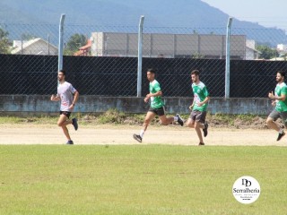 
<a style='margin-left: 5px;' class='btn btn-xs btn-social btn-facebook' href='https://www.facebook.com/sharer/sharer.php?u=https://www.boladovale.com.br/imgs/800-800-90/conteudo/fotos/1738/img9429.jpg' rel='popup' data-width='500' data-height='400'><i class='fa fa-facebook'></i>Compartilhar <span class='hidden-xs'>no Facebook</span>
</a> 
<a class='btn btn-default btn-xs' target='_blank' href='imgs/800-800-90/conteudo/fotos/1738/img9429.jpg'>
<span class='glyphicon glyphicon-cloud-download'></span> Salvar
</a> 
<span></span>