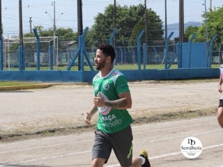 
<a style='margin-left: 5px;' class='btn btn-xs btn-social btn-facebook' href='https://www.facebook.com/sharer/sharer.php?u=https://www.boladovale.com.br/imgs/800-800-90/conteudo/fotos/1738/img9440.jpg' rel='popup' data-width='500' data-height='400'><i class='fa fa-facebook'></i>Compartilhar <span class='hidden-xs'>no Facebook</span>
</a> 
<a class='btn btn-default btn-xs' target='_blank' href='imgs/800-800-90/conteudo/fotos/1738/img9440.jpg'>
<span class='glyphicon glyphicon-cloud-download'></span> Salvar
</a> 
<span></span>