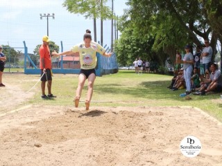 
<a style='margin-left: 5px;' class='btn btn-xs btn-social btn-facebook' href='https://www.facebook.com/sharer/sharer.php?u=https://www.boladovale.com.br/imgs/800-800-90/conteudo/fotos/1739/img9327.jpg' rel='popup' data-width='500' data-height='400'><i class='fa fa-facebook'></i>Compartilhar <span class='hidden-xs'>no Facebook</span>
</a> 
<a class='btn btn-default btn-xs' target='_blank' href='imgs/800-800-90/conteudo/fotos/1739/img9327.jpg'>
<span class='glyphicon glyphicon-cloud-download'></span> Salvar
</a> 
<span></span>