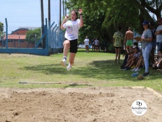
<a style='margin-left: 5px;' class='btn btn-xs btn-social btn-facebook' href='https://www.facebook.com/sharer/sharer.php?u=https://www.boladovale.com.br/imgs/800-800-90/conteudo/fotos/1739/img9330.jpg' rel='popup' data-width='500' data-height='400'><i class='fa fa-facebook'></i>Compartilhar <span class='hidden-xs'>no Facebook</span>
</a> 
<a class='btn btn-default btn-xs' target='_blank' href='imgs/800-800-90/conteudo/fotos/1739/img9330.jpg'>
<span class='glyphicon glyphicon-cloud-download'></span> Salvar
</a> 
<span></span>