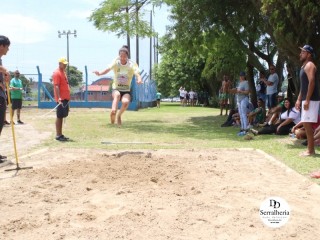 
<a style='margin-left: 5px;' class='btn btn-xs btn-social btn-facebook' href='https://www.facebook.com/sharer/sharer.php?u=https://www.boladovale.com.br/imgs/800-800-90/conteudo/fotos/1739/img9397.jpg' rel='popup' data-width='500' data-height='400'><i class='fa fa-facebook'></i>Compartilhar <span class='hidden-xs'>no Facebook</span>
</a> 
<a class='btn btn-default btn-xs' target='_blank' href='imgs/800-800-90/conteudo/fotos/1739/img9397.jpg'>
<span class='glyphicon glyphicon-cloud-download'></span> Salvar
</a> 
<span></span>