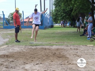 
<a style='margin-left: 5px;' class='btn btn-xs btn-social btn-facebook' href='https://www.facebook.com/sharer/sharer.php?u=https://www.boladovale.com.br/imgs/800-800-90/conteudo/fotos/1739/img9419.jpg' rel='popup' data-width='500' data-height='400'><i class='fa fa-facebook'></i>Compartilhar <span class='hidden-xs'>no Facebook</span>
</a> 
<a class='btn btn-default btn-xs' target='_blank' href='imgs/800-800-90/conteudo/fotos/1739/img9419.jpg'>
<span class='glyphicon glyphicon-cloud-download'></span> Salvar
</a> 
<span></span>