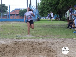 
<a style='margin-left: 5px;' class='btn btn-xs btn-social btn-facebook' href='https://www.facebook.com/sharer/sharer.php?u=https://www.boladovale.com.br/imgs/800-800-90/conteudo/fotos/1739/img9482.jpg' rel='popup' data-width='500' data-height='400'><i class='fa fa-facebook'></i>Compartilhar <span class='hidden-xs'>no Facebook</span>
</a> 
<a class='btn btn-default btn-xs' target='_blank' href='imgs/800-800-90/conteudo/fotos/1739/img9482.jpg'>
<span class='glyphicon glyphicon-cloud-download'></span> Salvar
</a> 
<span></span>