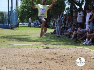 
<a style='margin-left: 5px;' class='btn btn-xs btn-social btn-facebook' href='https://www.facebook.com/sharer/sharer.php?u=https://www.boladovale.com.br/imgs/800-800-90/conteudo/fotos/1740/img8925.jpg' rel='popup' data-width='500' data-height='400'><i class='fa fa-facebook'></i>Compartilhar <span class='hidden-xs'>no Facebook</span>
</a> 
<a class='btn btn-default btn-xs' target='_blank' href='imgs/800-800-90/conteudo/fotos/1740/img8925.jpg'>
<span class='glyphicon glyphicon-cloud-download'></span> Salvar
</a> 
<span></span>