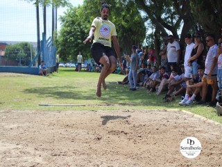 
<a style='margin-left: 5px;' class='btn btn-xs btn-social btn-facebook' href='https://www.facebook.com/sharer/sharer.php?u=https://www.boladovale.com.br/imgs/800-800-90/conteudo/fotos/1740/img8926.jpg' rel='popup' data-width='500' data-height='400'><i class='fa fa-facebook'></i>Compartilhar <span class='hidden-xs'>no Facebook</span>
</a> 
<a class='btn btn-default btn-xs' target='_blank' href='imgs/800-800-90/conteudo/fotos/1740/img8926.jpg'>
<span class='glyphicon glyphicon-cloud-download'></span> Salvar
</a> 
<span></span>