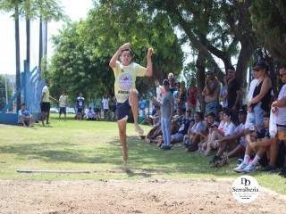 
<a style='margin-left: 5px;' class='btn btn-xs btn-social btn-facebook' href='https://www.facebook.com/sharer/sharer.php?u=https://www.boladovale.com.br/imgs/800-800-90/conteudo/fotos/1740/img8930.jpg' rel='popup' data-width='500' data-height='400'><i class='fa fa-facebook'></i>Compartilhar <span class='hidden-xs'>no Facebook</span>
</a> 
<a class='btn btn-default btn-xs' target='_blank' href='imgs/800-800-90/conteudo/fotos/1740/img8930.jpg'>
<span class='glyphicon glyphicon-cloud-download'></span> Salvar
</a> 
<span></span>