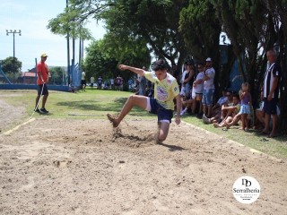 
<a style='margin-left: 5px;' class='btn btn-xs btn-social btn-facebook' href='https://www.facebook.com/sharer/sharer.php?u=https://www.boladovale.com.br/imgs/800-800-90/conteudo/fotos/1740/img8937.jpg' rel='popup' data-width='500' data-height='400'><i class='fa fa-facebook'></i>Compartilhar <span class='hidden-xs'>no Facebook</span>
</a> 
<a class='btn btn-default btn-xs' target='_blank' href='imgs/800-800-90/conteudo/fotos/1740/img8937.jpg'>
<span class='glyphicon glyphicon-cloud-download'></span> Salvar
</a> 
<span></span>