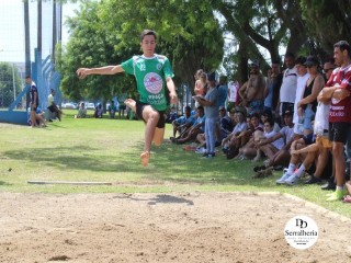 
<a style='margin-left: 5px;' class='btn btn-xs btn-social btn-facebook' href='https://www.facebook.com/sharer/sharer.php?u=https://www.boladovale.com.br/imgs/800-800-90/conteudo/fotos/1740/img9009.jpg' rel='popup' data-width='500' data-height='400'><i class='fa fa-facebook'></i>Compartilhar <span class='hidden-xs'>no Facebook</span>
</a> 
<a class='btn btn-default btn-xs' target='_blank' href='imgs/800-800-90/conteudo/fotos/1740/img9009.jpg'>
<span class='glyphicon glyphicon-cloud-download'></span> Salvar
</a> 
<span></span>
