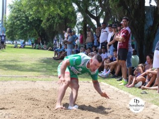 
<a style='margin-left: 5px;' class='btn btn-xs btn-social btn-facebook' href='https://www.facebook.com/sharer/sharer.php?u=https://www.boladovale.com.br/imgs/800-800-90/conteudo/fotos/1740/img9019.jpg' rel='popup' data-width='500' data-height='400'><i class='fa fa-facebook'></i>Compartilhar <span class='hidden-xs'>no Facebook</span>
</a> 
<a class='btn btn-default btn-xs' target='_blank' href='imgs/800-800-90/conteudo/fotos/1740/img9019.jpg'>
<span class='glyphicon glyphicon-cloud-download'></span> Salvar
</a> 
<span></span>