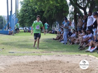 
<a style='margin-left: 5px;' class='btn btn-xs btn-social btn-facebook' href='https://www.facebook.com/sharer/sharer.php?u=https://www.boladovale.com.br/imgs/800-800-90/conteudo/fotos/1740/img9026.jpg' rel='popup' data-width='500' data-height='400'><i class='fa fa-facebook'></i>Compartilhar <span class='hidden-xs'>no Facebook</span>
</a> 
<a class='btn btn-default btn-xs' target='_blank' href='imgs/800-800-90/conteudo/fotos/1740/img9026.jpg'>
<span class='glyphicon glyphicon-cloud-download'></span> Salvar
</a> 
<span></span>