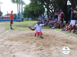 
<a style='margin-left: 5px;' class='btn btn-xs btn-social btn-facebook' href='https://www.facebook.com/sharer/sharer.php?u=https://www.boladovale.com.br/imgs/800-800-90/conteudo/fotos/1740/img9044.jpg' rel='popup' data-width='500' data-height='400'><i class='fa fa-facebook'></i>Compartilhar <span class='hidden-xs'>no Facebook</span>
</a> 
<a class='btn btn-default btn-xs' target='_blank' href='imgs/800-800-90/conteudo/fotos/1740/img9044.jpg'>
<span class='glyphicon glyphicon-cloud-download'></span> Salvar
</a> 
<span></span>