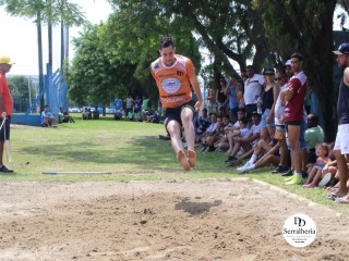 
<a style='margin-left: 5px;' class='btn btn-xs btn-social btn-facebook' href='https://www.facebook.com/sharer/sharer.php?u=https://www.boladovale.com.br/imgs/800-800-90/conteudo/fotos/1740/img9052.jpg' rel='popup' data-width='500' data-height='400'><i class='fa fa-facebook'></i>Compartilhar <span class='hidden-xs'>no Facebook</span>
</a> 
<a class='btn btn-default btn-xs' target='_blank' href='imgs/800-800-90/conteudo/fotos/1740/img9052.jpg'>
<span class='glyphicon glyphicon-cloud-download'></span> Salvar
</a> 
<span></span>