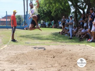 
<a style='margin-left: 5px;' class='btn btn-xs btn-social btn-facebook' href='https://www.facebook.com/sharer/sharer.php?u=https://www.boladovale.com.br/imgs/800-800-90/conteudo/fotos/1740/img9059.jpg' rel='popup' data-width='500' data-height='400'><i class='fa fa-facebook'></i>Compartilhar <span class='hidden-xs'>no Facebook</span>
</a> 
<a class='btn btn-default btn-xs' target='_blank' href='imgs/800-800-90/conteudo/fotos/1740/img9059.jpg'>
<span class='glyphicon glyphicon-cloud-download'></span> Salvar
</a> 
<span></span>