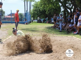 
<a style='margin-left: 5px;' class='btn btn-xs btn-social btn-facebook' href='https://www.facebook.com/sharer/sharer.php?u=https://www.boladovale.com.br/imgs/800-800-90/conteudo/fotos/1740/img9063.jpg' rel='popup' data-width='500' data-height='400'><i class='fa fa-facebook'></i>Compartilhar <span class='hidden-xs'>no Facebook</span>
</a> 
<a class='btn btn-default btn-xs' target='_blank' href='imgs/800-800-90/conteudo/fotos/1740/img9063.jpg'>
<span class='glyphicon glyphicon-cloud-download'></span> Salvar
</a> 
<span></span>