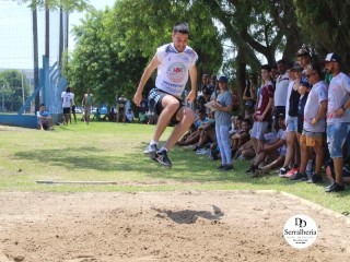 
<a style='margin-left: 5px;' class='btn btn-xs btn-social btn-facebook' href='https://www.facebook.com/sharer/sharer.php?u=https://www.boladovale.com.br/imgs/800-800-90/conteudo/fotos/1740/img9104.jpg' rel='popup' data-width='500' data-height='400'><i class='fa fa-facebook'></i>Compartilhar <span class='hidden-xs'>no Facebook</span>
</a> 
<a class='btn btn-default btn-xs' target='_blank' href='imgs/800-800-90/conteudo/fotos/1740/img9104.jpg'>
<span class='glyphicon glyphicon-cloud-download'></span> Salvar
</a> 
<span></span>