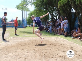 
<a style='margin-left: 5px;' class='btn btn-xs btn-social btn-facebook' href='https://www.facebook.com/sharer/sharer.php?u=https://www.boladovale.com.br/imgs/800-800-90/conteudo/fotos/1740/img9125.jpg' rel='popup' data-width='500' data-height='400'><i class='fa fa-facebook'></i>Compartilhar <span class='hidden-xs'>no Facebook</span>
</a> 
<a class='btn btn-default btn-xs' target='_blank' href='imgs/800-800-90/conteudo/fotos/1740/img9125.jpg'>
<span class='glyphicon glyphicon-cloud-download'></span> Salvar
</a> 
<span></span>