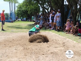 
<a style='margin-left: 5px;' class='btn btn-xs btn-social btn-facebook' href='https://www.facebook.com/sharer/sharer.php?u=https://www.boladovale.com.br/imgs/800-800-90/conteudo/fotos/1740/img9135.jpg' rel='popup' data-width='500' data-height='400'><i class='fa fa-facebook'></i>Compartilhar <span class='hidden-xs'>no Facebook</span>
</a> 
<a class='btn btn-default btn-xs' target='_blank' href='imgs/800-800-90/conteudo/fotos/1740/img9135.jpg'>
<span class='glyphicon glyphicon-cloud-download'></span> Salvar
</a> 
<span></span>