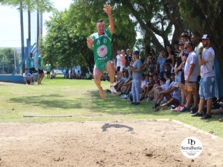 
<a style='margin-left: 5px;' class='btn btn-xs btn-social btn-facebook' href='https://www.facebook.com/sharer/sharer.php?u=https://www.boladovale.com.br/imgs/800-800-90/conteudo/fotos/1740/img9137.jpg' rel='popup' data-width='500' data-height='400'><i class='fa fa-facebook'></i>Compartilhar <span class='hidden-xs'>no Facebook</span>
</a> 
<a class='btn btn-default btn-xs' target='_blank' href='imgs/800-800-90/conteudo/fotos/1740/img9137.jpg'>
<span class='glyphicon glyphicon-cloud-download'></span> Salvar
</a> 
<span></span>