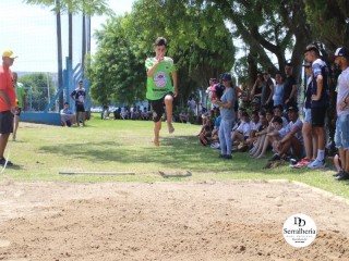 
<a style='margin-left: 5px;' class='btn btn-xs btn-social btn-facebook' href='https://www.facebook.com/sharer/sharer.php?u=https://www.boladovale.com.br/imgs/800-800-90/conteudo/fotos/1740/img9151.jpg' rel='popup' data-width='500' data-height='400'><i class='fa fa-facebook'></i>Compartilhar <span class='hidden-xs'>no Facebook</span>
</a> 
<a class='btn btn-default btn-xs' target='_blank' href='imgs/800-800-90/conteudo/fotos/1740/img9151.jpg'>
<span class='glyphicon glyphicon-cloud-download'></span> Salvar
</a> 
<span></span>