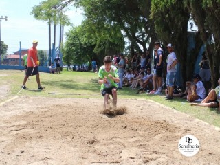 
<a style='margin-left: 5px;' class='btn btn-xs btn-social btn-facebook' href='https://www.facebook.com/sharer/sharer.php?u=https://www.boladovale.com.br/imgs/800-800-90/conteudo/fotos/1740/img9156.jpg' rel='popup' data-width='500' data-height='400'><i class='fa fa-facebook'></i>Compartilhar <span class='hidden-xs'>no Facebook</span>
</a> 
<a class='btn btn-default btn-xs' target='_blank' href='imgs/800-800-90/conteudo/fotos/1740/img9156.jpg'>
<span class='glyphicon glyphicon-cloud-download'></span> Salvar
</a> 
<span></span>