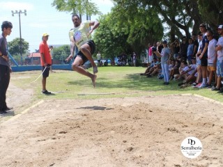 
<a style='margin-left: 5px;' class='btn btn-xs btn-social btn-facebook' href='https://www.facebook.com/sharer/sharer.php?u=https://www.boladovale.com.br/imgs/800-800-90/conteudo/fotos/1740/img9180.jpg' rel='popup' data-width='500' data-height='400'><i class='fa fa-facebook'></i>Compartilhar <span class='hidden-xs'>no Facebook</span>
</a> 
<a class='btn btn-default btn-xs' target='_blank' href='imgs/800-800-90/conteudo/fotos/1740/img9180.jpg'>
<span class='glyphicon glyphicon-cloud-download'></span> Salvar
</a> 
<span></span>