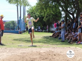 
<a style='margin-left: 5px;' class='btn btn-xs btn-social btn-facebook' href='https://www.facebook.com/sharer/sharer.php?u=https://www.boladovale.com.br/imgs/800-800-90/conteudo/fotos/1740/img9188.jpg' rel='popup' data-width='500' data-height='400'><i class='fa fa-facebook'></i>Compartilhar <span class='hidden-xs'>no Facebook</span>
</a> 
<a class='btn btn-default btn-xs' target='_blank' href='imgs/800-800-90/conteudo/fotos/1740/img9188.jpg'>
<span class='glyphicon glyphicon-cloud-download'></span> Salvar
</a> 
<span></span>