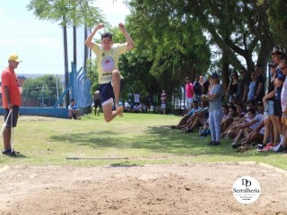 
<a style='margin-left: 5px;' class='btn btn-xs btn-social btn-facebook' href='https://www.facebook.com/sharer/sharer.php?u=https://www.boladovale.com.br/imgs/800-800-90/conteudo/fotos/1740/img9189.jpg' rel='popup' data-width='500' data-height='400'><i class='fa fa-facebook'></i>Compartilhar <span class='hidden-xs'>no Facebook</span>
</a> 
<a class='btn btn-default btn-xs' target='_blank' href='imgs/800-800-90/conteudo/fotos/1740/img9189.jpg'>
<span class='glyphicon glyphicon-cloud-download'></span> Salvar
</a> 
<span></span>