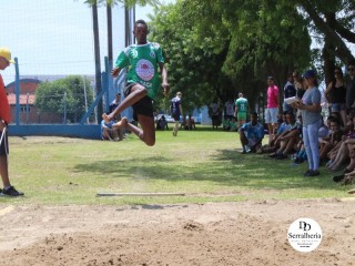 
<a style='margin-left: 5px;' class='btn btn-xs btn-social btn-facebook' href='https://www.facebook.com/sharer/sharer.php?u=https://www.boladovale.com.br/imgs/800-800-90/conteudo/fotos/1740/img9253.jpg' rel='popup' data-width='500' data-height='400'><i class='fa fa-facebook'></i>Compartilhar <span class='hidden-xs'>no Facebook</span>
</a> 
<a class='btn btn-default btn-xs' target='_blank' href='imgs/800-800-90/conteudo/fotos/1740/img9253.jpg'>
<span class='glyphicon glyphicon-cloud-download'></span> Salvar
</a> 
<span></span>