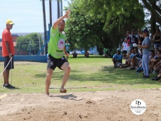 
<a style='margin-left: 5px;' class='btn btn-xs btn-social btn-facebook' href='https://www.facebook.com/sharer/sharer.php?u=https://www.boladovale.com.br/imgs/800-800-90/conteudo/fotos/1740/img9281.jpg' rel='popup' data-width='500' data-height='400'><i class='fa fa-facebook'></i>Compartilhar <span class='hidden-xs'>no Facebook</span>
</a> 
<a class='btn btn-default btn-xs' target='_blank' href='imgs/800-800-90/conteudo/fotos/1740/img9281.jpg'>
<span class='glyphicon glyphicon-cloud-download'></span> Salvar
</a> 
<span></span>