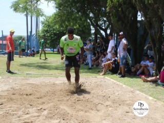 
<a style='margin-left: 5px;' class='btn btn-xs btn-social btn-facebook' href='https://www.facebook.com/sharer/sharer.php?u=https://www.boladovale.com.br/imgs/800-800-90/conteudo/fotos/1740/img9299.jpg' rel='popup' data-width='500' data-height='400'><i class='fa fa-facebook'></i>Compartilhar <span class='hidden-xs'>no Facebook</span>
</a> 
<a class='btn btn-default btn-xs' target='_blank' href='imgs/800-800-90/conteudo/fotos/1740/img9299.jpg'>
<span class='glyphicon glyphicon-cloud-download'></span> Salvar
</a> 
<span></span>