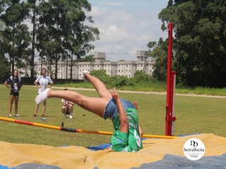 
<a style='margin-left: 5px;' class='btn btn-xs btn-social btn-facebook' href='https://www.facebook.com/sharer/sharer.php?u=https://www.boladovale.com.br/imgs/800-800-90/conteudo/fotos/1741/img9626.jpg' rel='popup' data-width='500' data-height='400'><i class='fa fa-facebook'></i>Compartilhar <span class='hidden-xs'>no Facebook</span>
</a> 
<a class='btn btn-default btn-xs' target='_blank' href='imgs/800-800-90/conteudo/fotos/1741/img9626.jpg'>
<span class='glyphicon glyphicon-cloud-download'></span> Salvar
</a> 
<span></span>