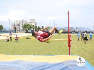 
<a style='margin-left: 5px;' class='btn btn-xs btn-social btn-facebook' href='https://www.facebook.com/sharer/sharer.php?u=https://www.boladovale.com.br/imgs/800-800-90/conteudo/fotos/1742/img9588.jpg' rel='popup' data-width='500' data-height='400'><i class='fa fa-facebook'></i>Compartilhar <span class='hidden-xs'>no Facebook</span>
</a> 
<a class='btn btn-default btn-xs' target='_blank' href='imgs/800-800-90/conteudo/fotos/1742/img9588.jpg'>
<span class='glyphicon glyphicon-cloud-download'></span> Salvar
</a> 
<span></span>