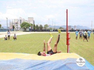 
<a style='margin-left: 5px;' class='btn btn-xs btn-social btn-facebook' href='https://www.facebook.com/sharer/sharer.php?u=https://www.boladovale.com.br/imgs/800-800-90/conteudo/fotos/1742/img9590.jpg' rel='popup' data-width='500' data-height='400'><i class='fa fa-facebook'></i>Compartilhar <span class='hidden-xs'>no Facebook</span>
</a> 
<a class='btn btn-default btn-xs' target='_blank' href='imgs/800-800-90/conteudo/fotos/1742/img9590.jpg'>
<span class='glyphicon glyphicon-cloud-download'></span> Salvar
</a> 
<span></span>