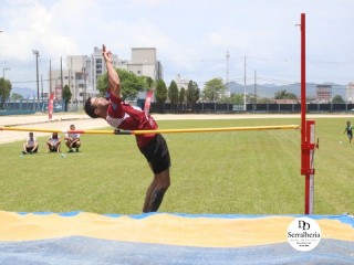 
<a style='margin-left: 5px;' class='btn btn-xs btn-social btn-facebook' href='https://www.facebook.com/sharer/sharer.php?u=https://www.boladovale.com.br/imgs/800-800-90/conteudo/fotos/1742/img9604.jpg' rel='popup' data-width='500' data-height='400'><i class='fa fa-facebook'></i>Compartilhar <span class='hidden-xs'>no Facebook</span>
</a> 
<a class='btn btn-default btn-xs' target='_blank' href='imgs/800-800-90/conteudo/fotos/1742/img9604.jpg'>
<span class='glyphicon glyphicon-cloud-download'></span> Salvar
</a> 
<span></span>