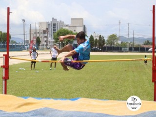 
<a style='margin-left: 5px;' class='btn btn-xs btn-social btn-facebook' href='https://www.facebook.com/sharer/sharer.php?u=https://www.boladovale.com.br/imgs/800-800-90/conteudo/fotos/1742/img9609.jpg' rel='popup' data-width='500' data-height='400'><i class='fa fa-facebook'></i>Compartilhar <span class='hidden-xs'>no Facebook</span>
</a> 
<a class='btn btn-default btn-xs' target='_blank' href='imgs/800-800-90/conteudo/fotos/1742/img9609.jpg'>
<span class='glyphicon glyphicon-cloud-download'></span> Salvar
</a> 
<span></span>