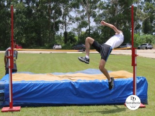 
<a style='margin-left: 5px;' class='btn btn-xs btn-social btn-facebook' href='https://www.facebook.com/sharer/sharer.php?u=https://www.boladovale.com.br/imgs/800-800-90/conteudo/fotos/1742/img9644.jpg' rel='popup' data-width='500' data-height='400'><i class='fa fa-facebook'></i>Compartilhar <span class='hidden-xs'>no Facebook</span>
</a> 
<a class='btn btn-default btn-xs' target='_blank' href='imgs/800-800-90/conteudo/fotos/1742/img9644.jpg'>
<span class='glyphicon glyphicon-cloud-download'></span> Salvar
</a> 
<span></span>