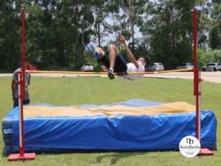 
<a style='margin-left: 5px;' class='btn btn-xs btn-social btn-facebook' href='https://www.facebook.com/sharer/sharer.php?u=https://www.boladovale.com.br/imgs/800-800-90/conteudo/fotos/1742/img9646.jpg' rel='popup' data-width='500' data-height='400'><i class='fa fa-facebook'></i>Compartilhar <span class='hidden-xs'>no Facebook</span>
</a> 
<a class='btn btn-default btn-xs' target='_blank' href='imgs/800-800-90/conteudo/fotos/1742/img9646.jpg'>
<span class='glyphicon glyphicon-cloud-download'></span> Salvar
</a> 
<span></span>