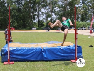 
<a style='margin-left: 5px;' class='btn btn-xs btn-social btn-facebook' href='https://www.facebook.com/sharer/sharer.php?u=https://www.boladovale.com.br/imgs/800-800-90/conteudo/fotos/1742/img9655.jpg' rel='popup' data-width='500' data-height='400'><i class='fa fa-facebook'></i>Compartilhar <span class='hidden-xs'>no Facebook</span>
</a> 
<a class='btn btn-default btn-xs' target='_blank' href='imgs/800-800-90/conteudo/fotos/1742/img9655.jpg'>
<span class='glyphicon glyphicon-cloud-download'></span> Salvar
</a> 
<span></span>