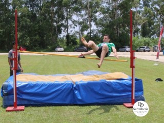 
<a style='margin-left: 5px;' class='btn btn-xs btn-social btn-facebook' href='https://www.facebook.com/sharer/sharer.php?u=https://www.boladovale.com.br/imgs/800-800-90/conteudo/fotos/1742/img9656.jpg' rel='popup' data-width='500' data-height='400'><i class='fa fa-facebook'></i>Compartilhar <span class='hidden-xs'>no Facebook</span>
</a> 
<a class='btn btn-default btn-xs' target='_blank' href='imgs/800-800-90/conteudo/fotos/1742/img9656.jpg'>
<span class='glyphicon glyphicon-cloud-download'></span> Salvar
</a> 
<span></span>