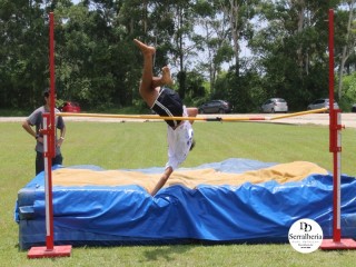 
<a style='margin-left: 5px;' class='btn btn-xs btn-social btn-facebook' href='https://www.facebook.com/sharer/sharer.php?u=https://www.boladovale.com.br/imgs/800-800-90/conteudo/fotos/1742/img9660.jpg' rel='popup' data-width='500' data-height='400'><i class='fa fa-facebook'></i>Compartilhar <span class='hidden-xs'>no Facebook</span>
</a> 
<a class='btn btn-default btn-xs' target='_blank' href='imgs/800-800-90/conteudo/fotos/1742/img9660.jpg'>
<span class='glyphicon glyphicon-cloud-download'></span> Salvar
</a> 
<span></span>