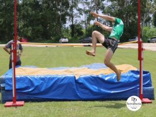 
<a style='margin-left: 5px;' class='btn btn-xs btn-social btn-facebook' href='https://www.facebook.com/sharer/sharer.php?u=https://www.boladovale.com.br/imgs/800-800-90/conteudo/fotos/1742/img9664.jpg' rel='popup' data-width='500' data-height='400'><i class='fa fa-facebook'></i>Compartilhar <span class='hidden-xs'>no Facebook</span>
</a> 
<a class='btn btn-default btn-xs' target='_blank' href='imgs/800-800-90/conteudo/fotos/1742/img9664.jpg'>
<span class='glyphicon glyphicon-cloud-download'></span> Salvar
</a> 
<span></span>